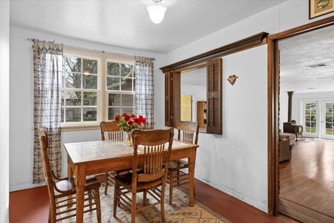 Tiny photo for 3072 Griffin Creek Road, Medford, OR 97501 (MLS # 220215844)