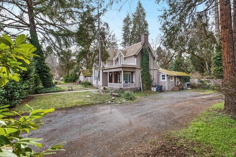 Tiny photo for 3072 Griffin Creek Road, Medford, OR 97501 (MLS # 220215844)