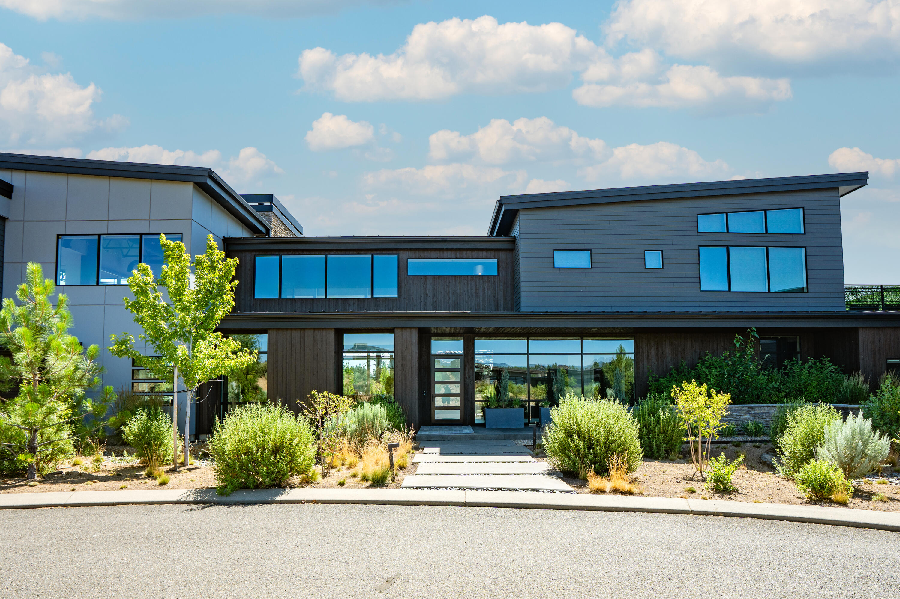 61572 Hardin Martin Court