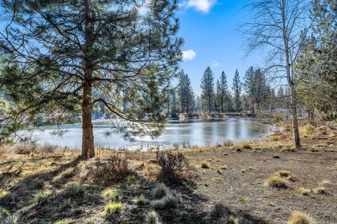 Tiny photo for 56504 Caldera Springs Court #30, Bend, OR 97707 (MLS # 220214327)