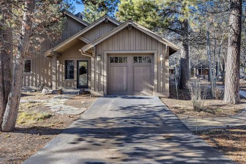 Tiny photo for 56504 Caldera Springs Court #30, Bend, OR 97707 (MLS # 220214327)