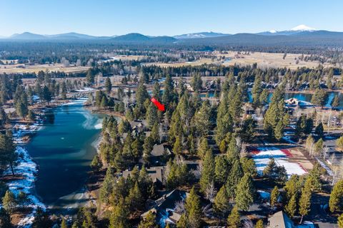 Tiny photo for 56504 Caldera Springs Court #30, Bend, OR 97707 (MLS # 220214327)
