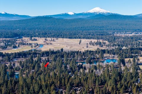 Tiny photo for 56504 Caldera Springs Court #30, Bend, OR 97707 (MLS # 220214327)