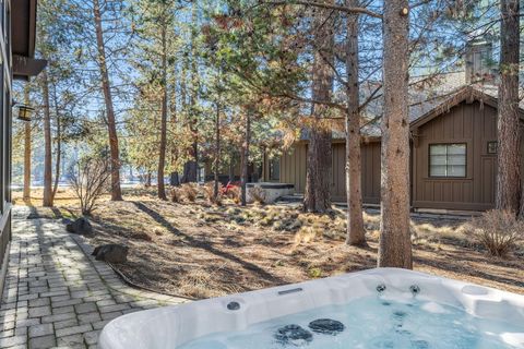 Tiny photo for 56504 Caldera Springs Court #30, Bend, OR 97707 (MLS # 220214327)