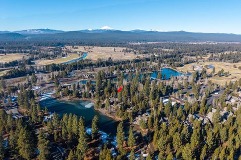 Tiny photo for 56504 Caldera Springs Court #30, Bend, OR 97707 (MLS # 220214327)