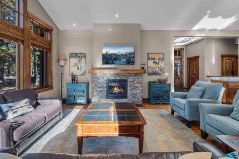 Tiny photo for 56504 Caldera Springs Court #30, Bend, OR 97707 (MLS # 220214327)