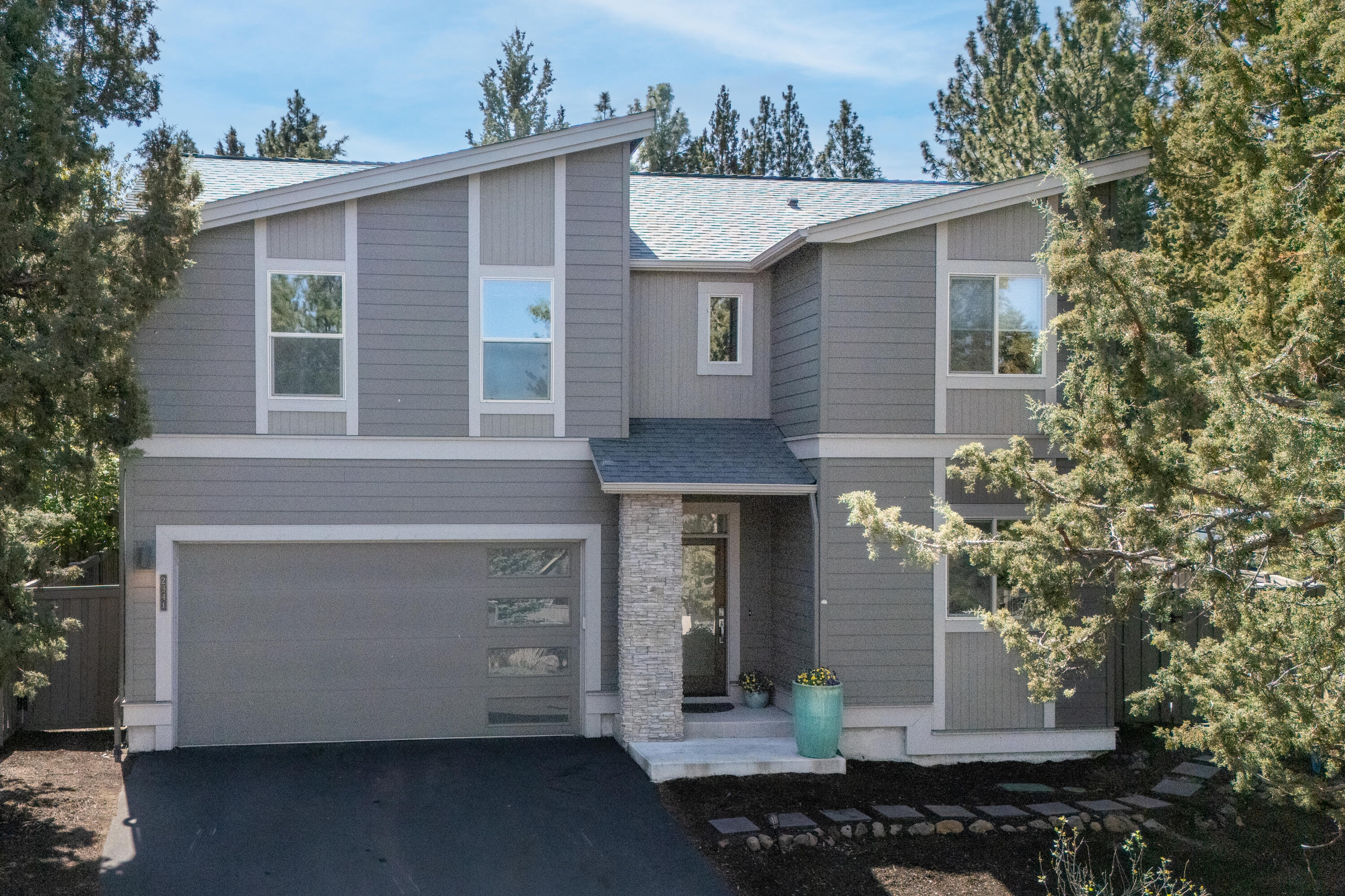 2341 NW Debron Lane