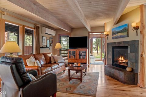 Tiny photo for 69741 Old Wagon Road, Sisters, OR 97759 (MLS # 220224218)