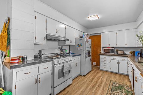 Tiny photo for 3361 Little Applegate Road, Jacksonville, OR 97530 (MLS # 220222612)