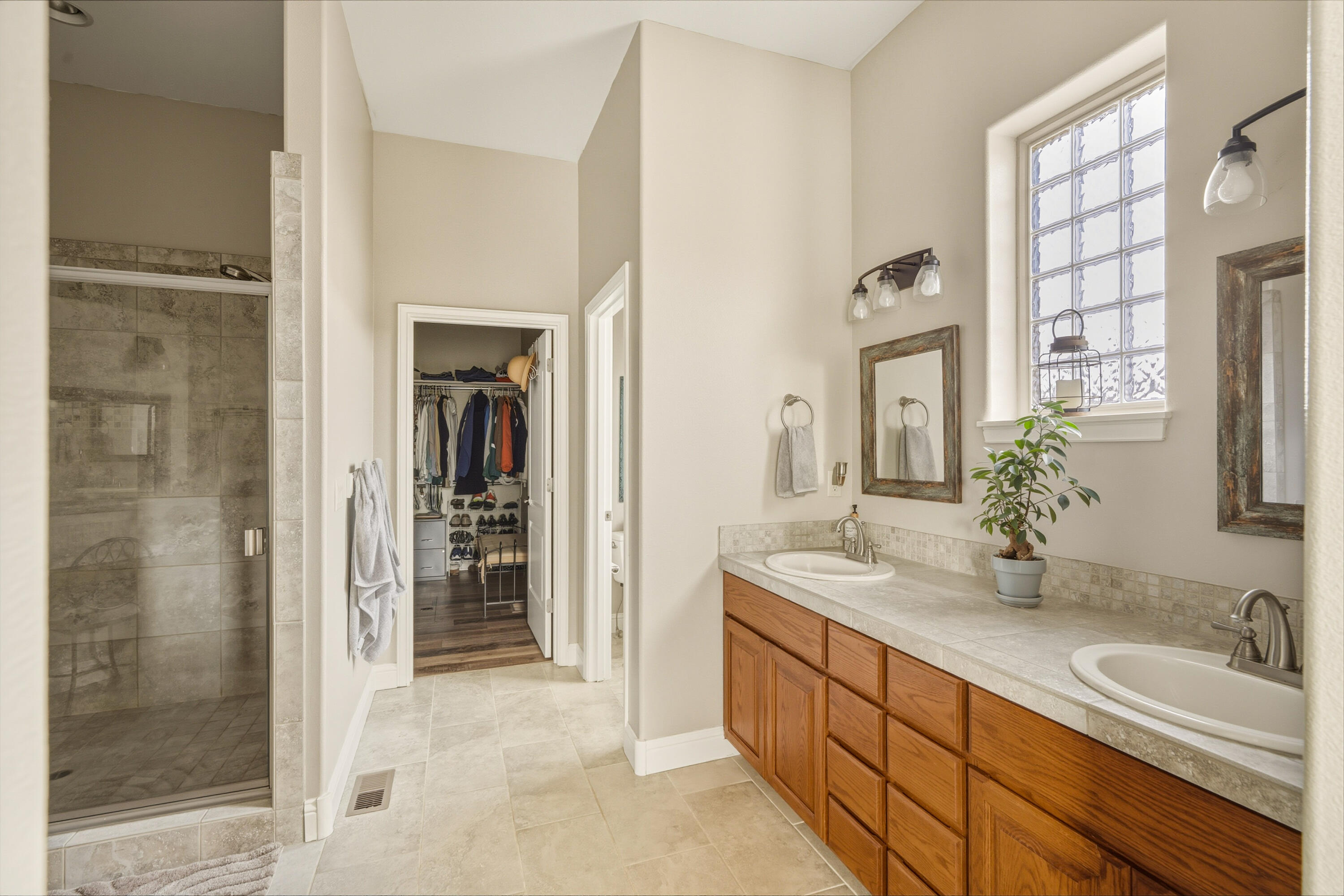 Eagle Crest - Residential