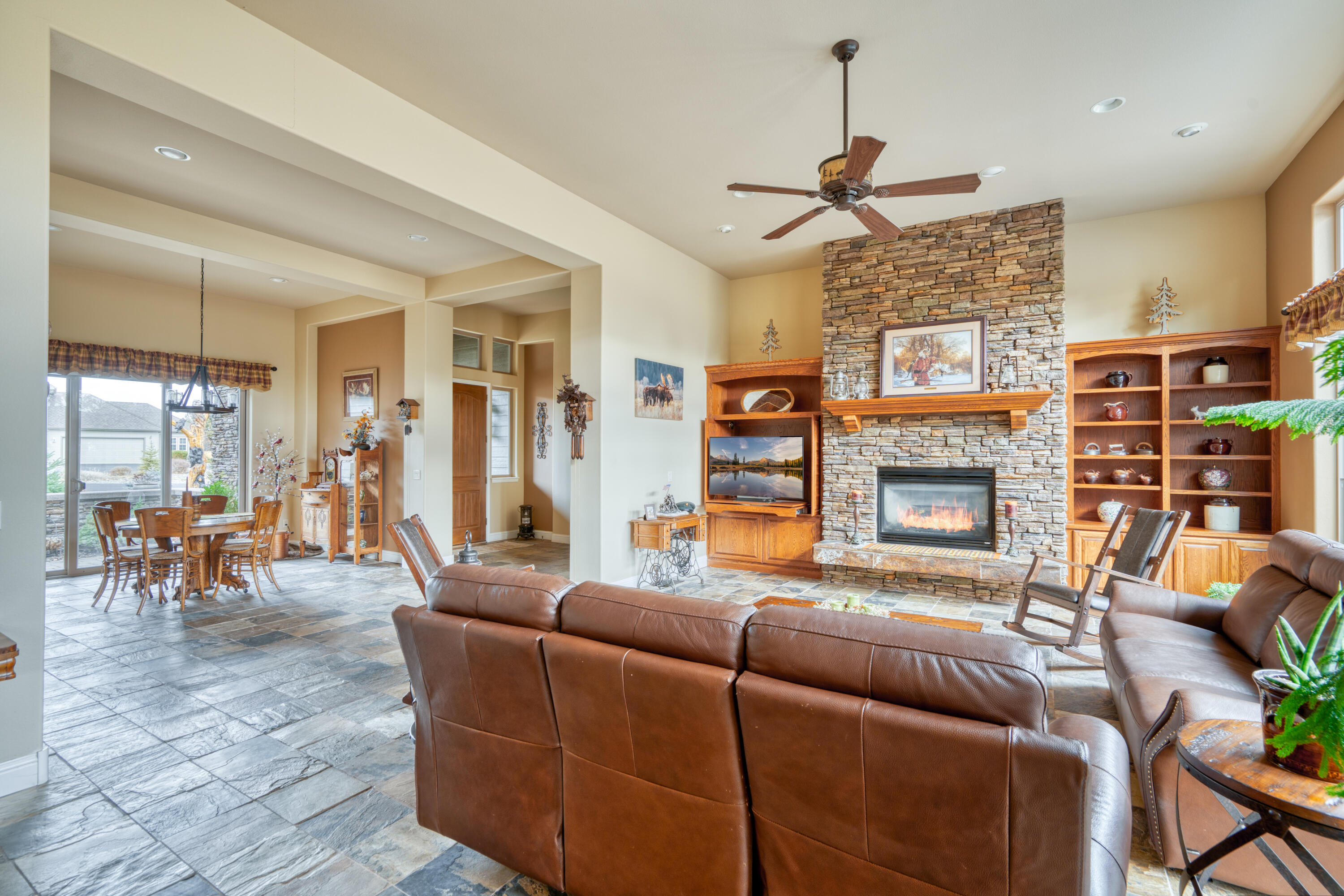 Eagle Crest - Residential