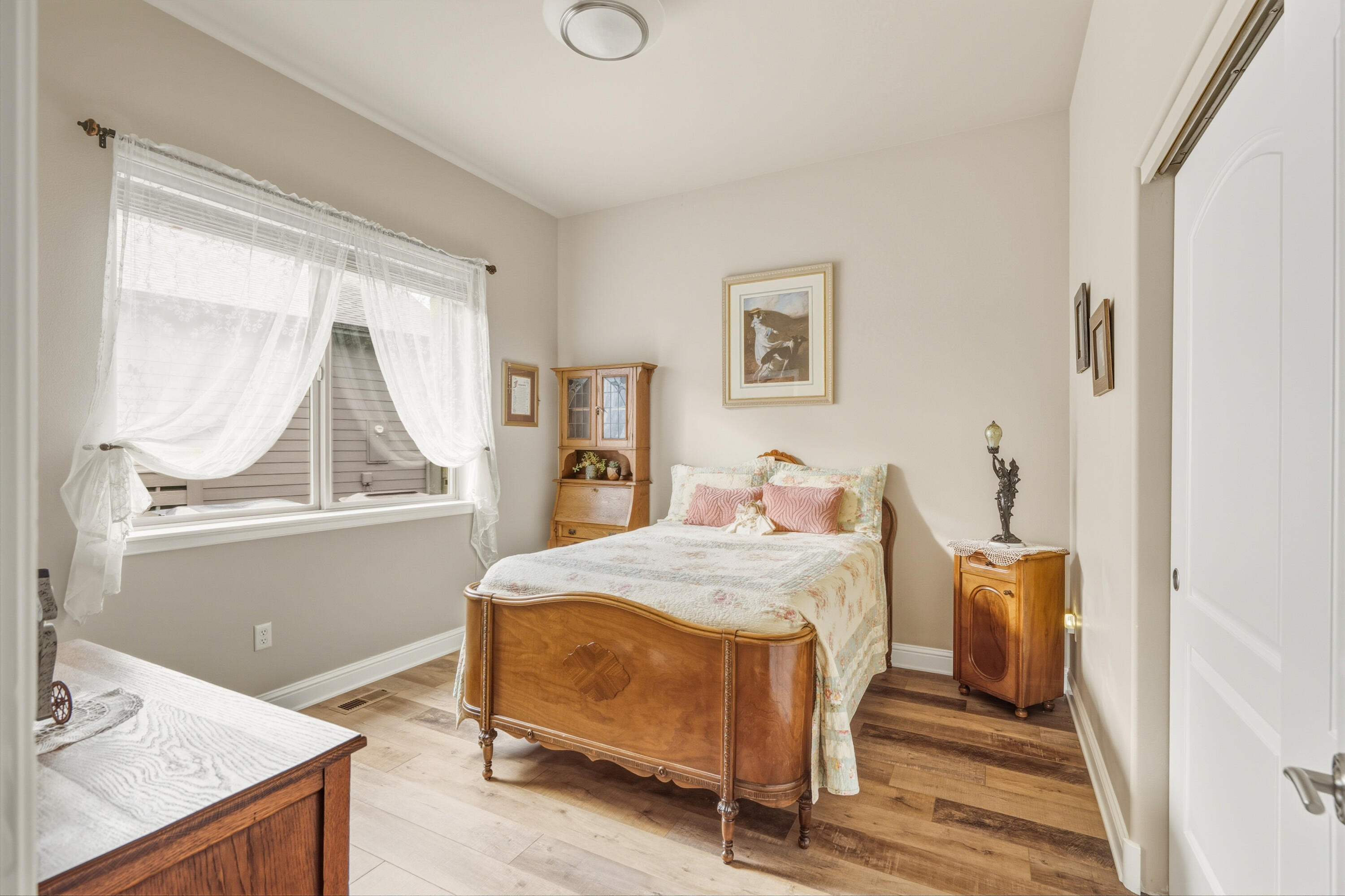 Eagle Crest - Residential