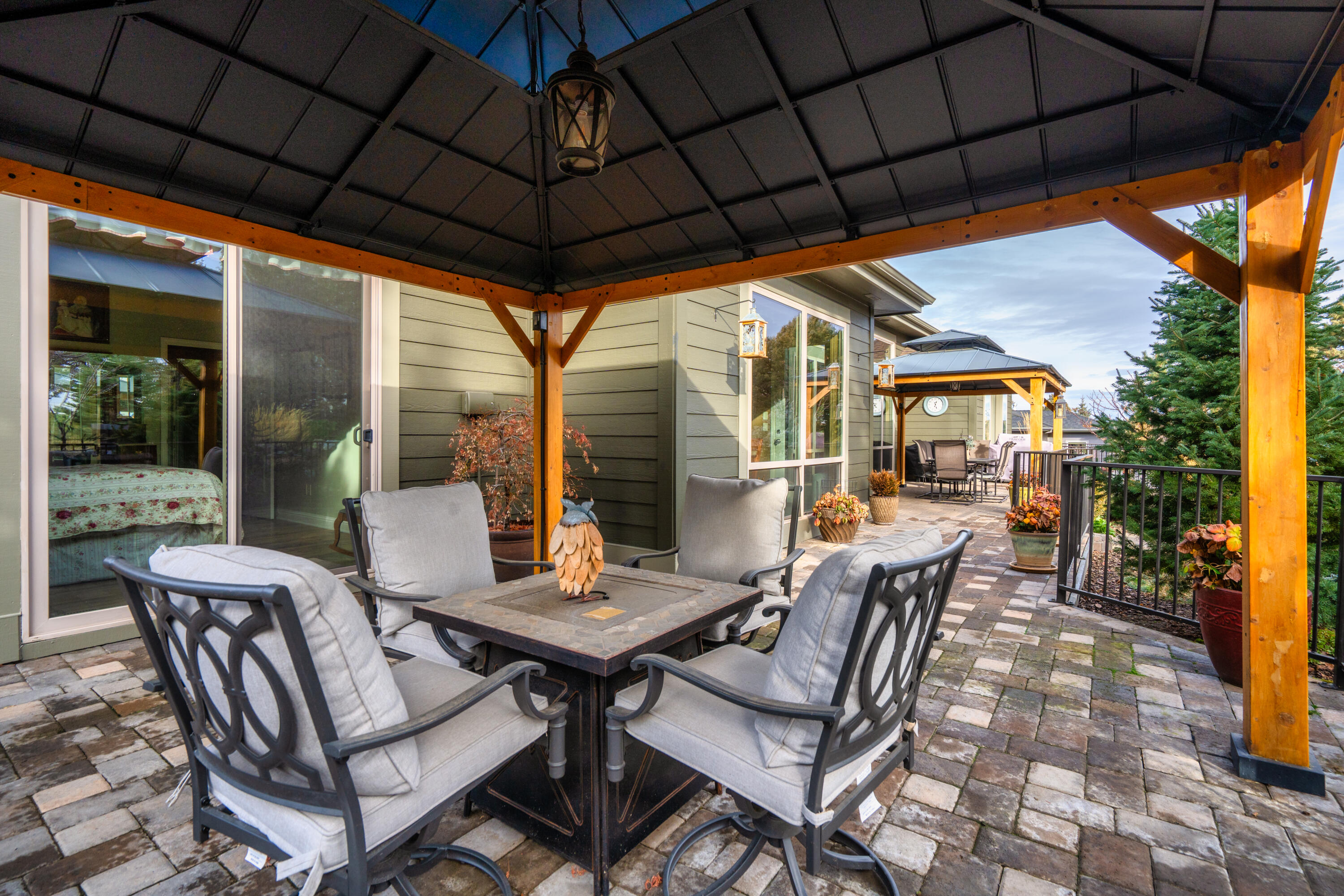 Eagle Crest - Residential