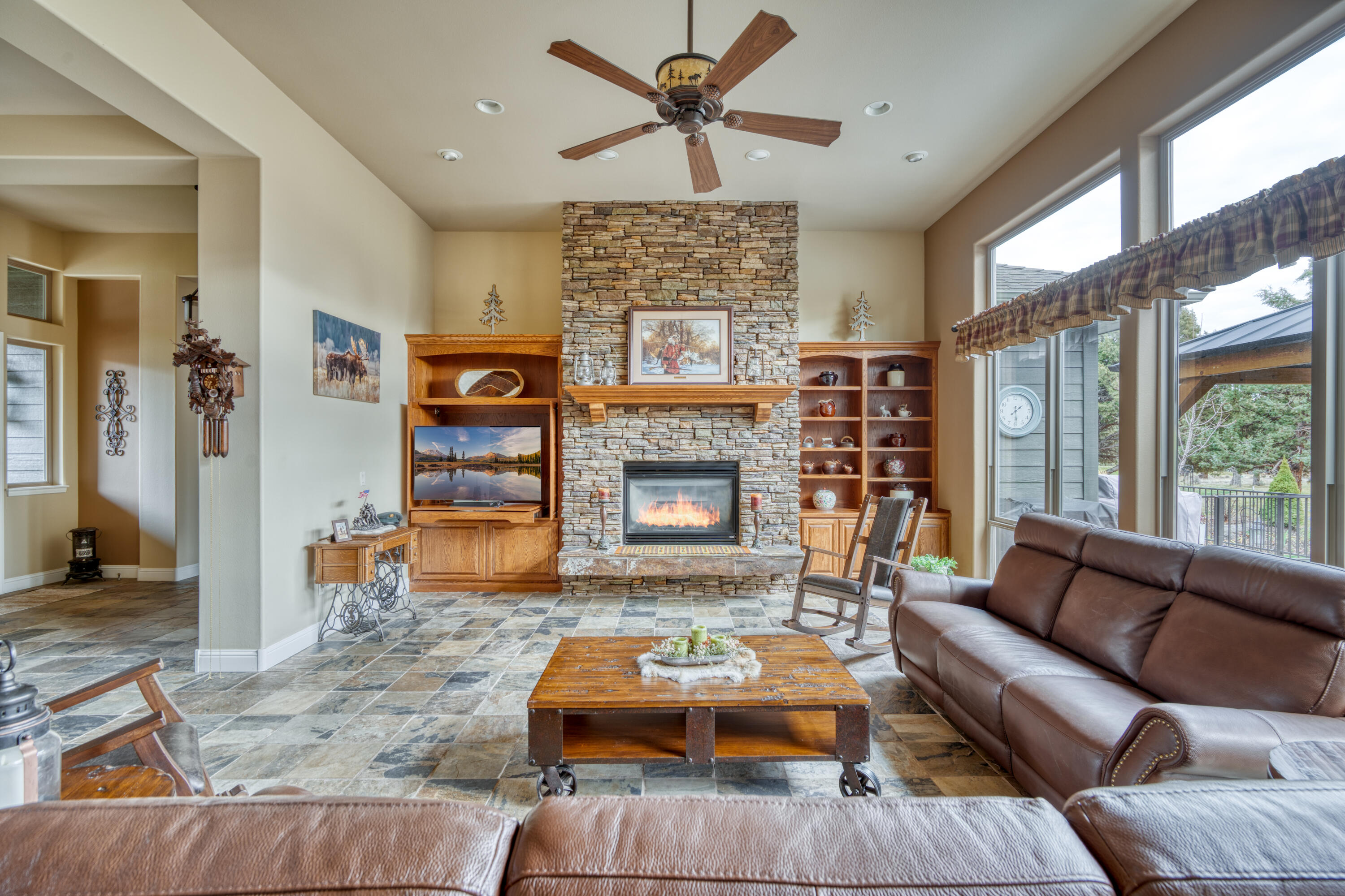 Eagle Crest - Residential