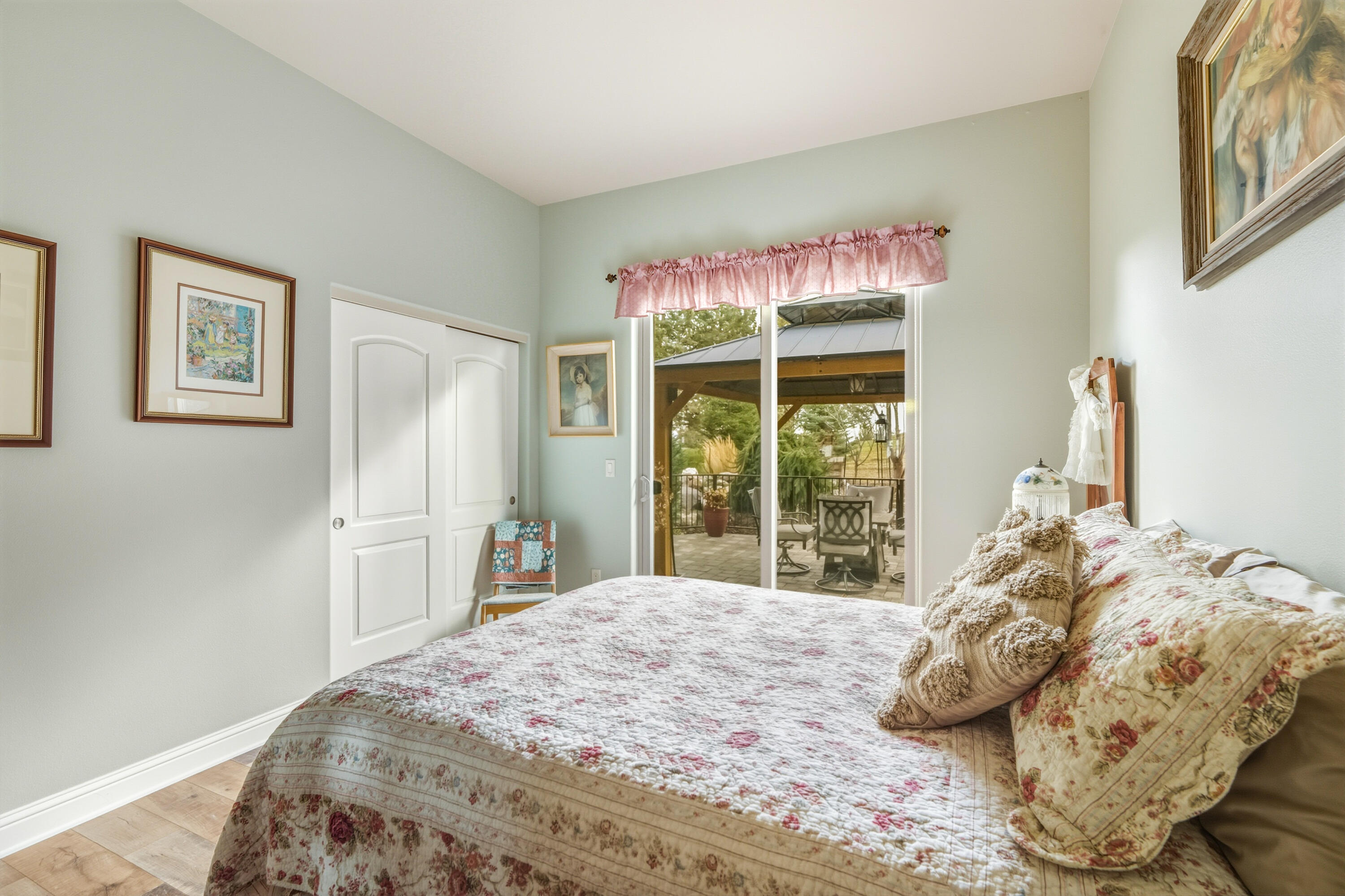 Eagle Crest - Residential