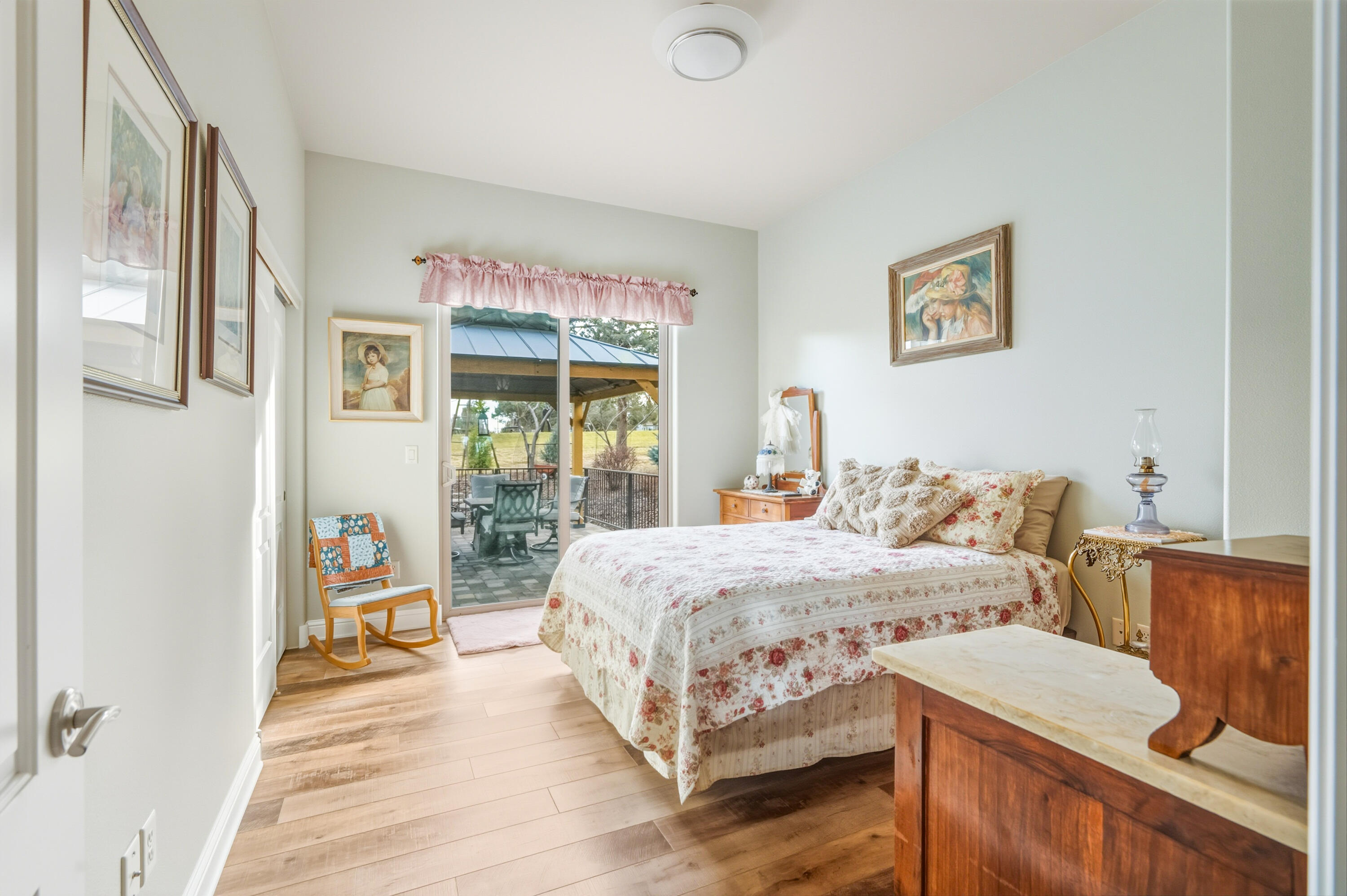 Eagle Crest - Residential