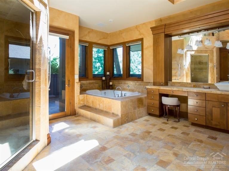 Broken Top - Residential