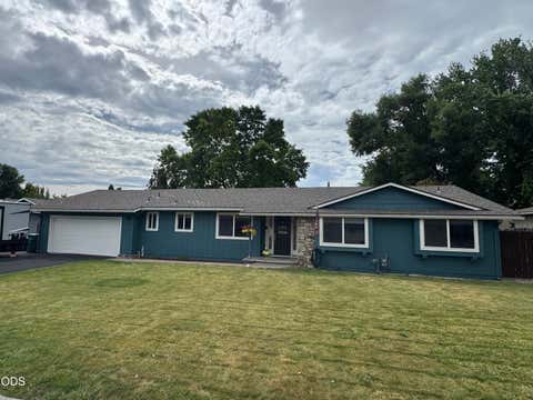 Photo of 3426 Coronado Way, Klamath Falls, OR 97603 (MLS # 220225749)