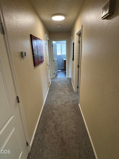Tiny photo for 3426 Coronado Way, Klamath Falls, OR 97603 (MLS # 220225749)