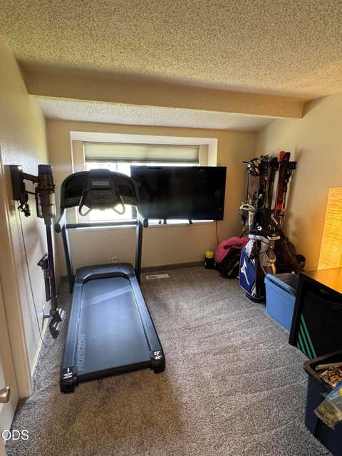 Tiny photo for 3426 Coronado Way, Klamath Falls, OR 97603 (MLS # 220225749)