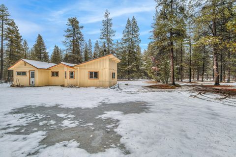 Tiny photo for 52351 Dustan Road, La Pine, OR 97739 (MLS # 220216028)