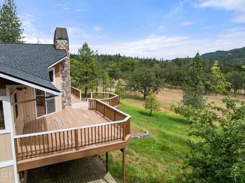 Tiny photo for 580 Ragsdale Road, Trail, OR 97541 (MLS # 220222779)