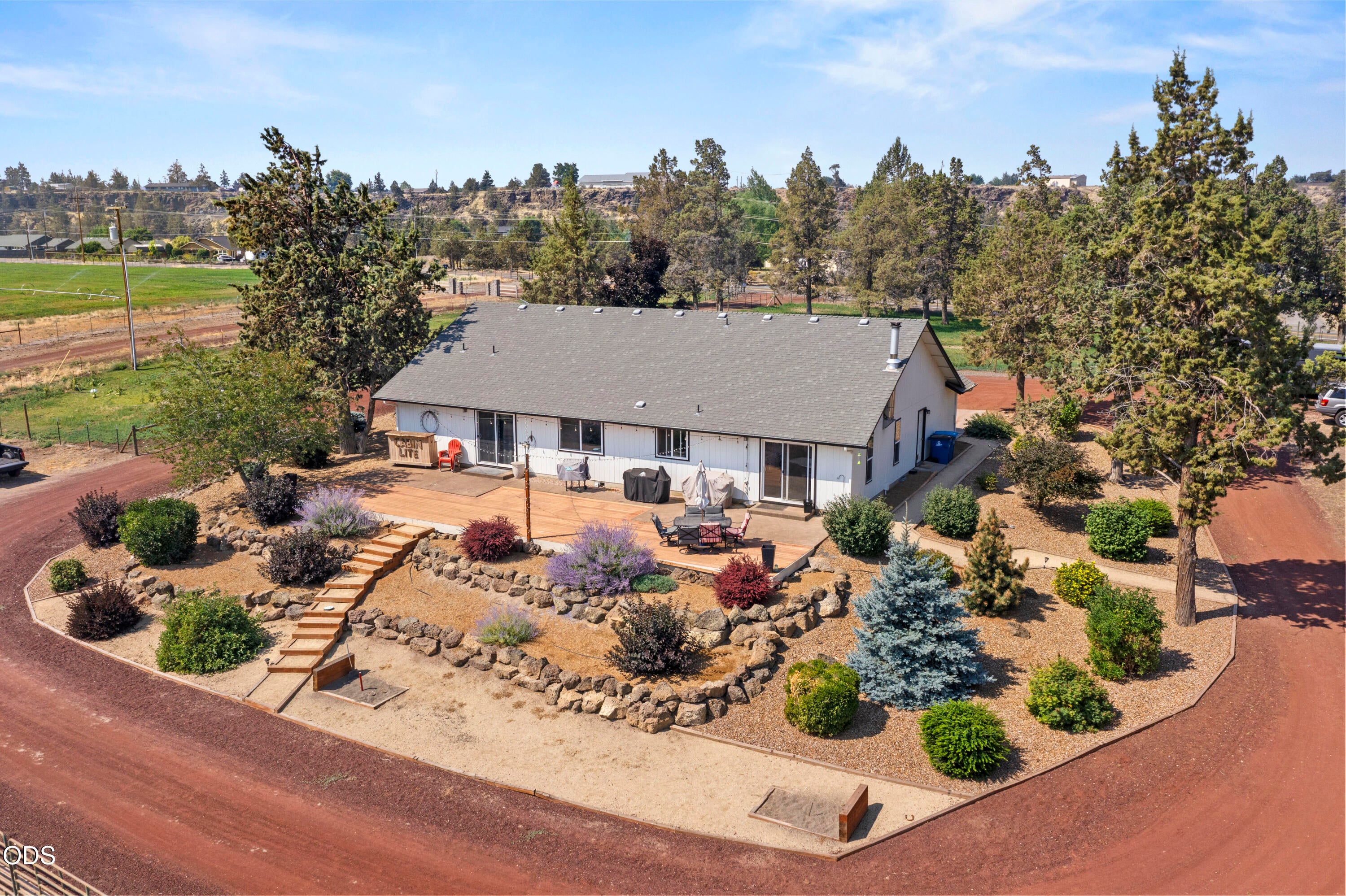 8450 NE 1st Street