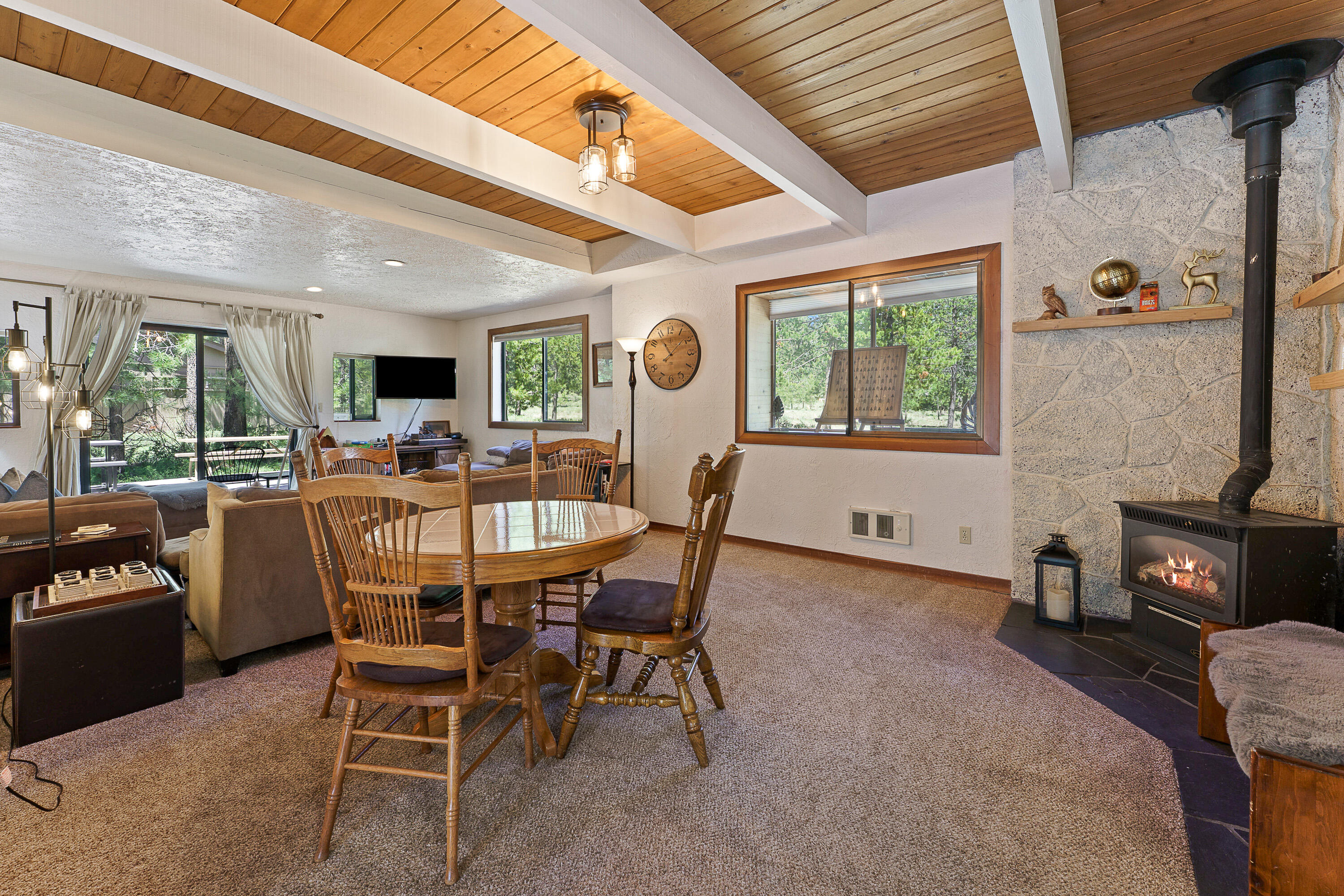 18066 E Butte Lane