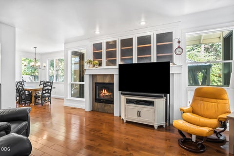 Tiny photo for 796 SE Briarwood Court, Bend, OR 97702 (MLS # 220225379)