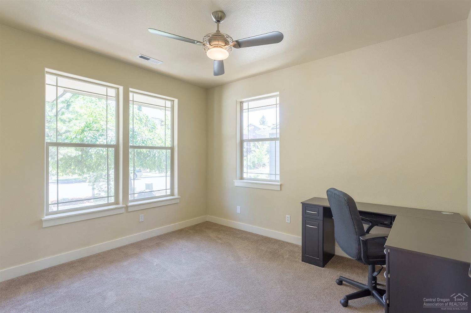 Skyliner Summit - Residential