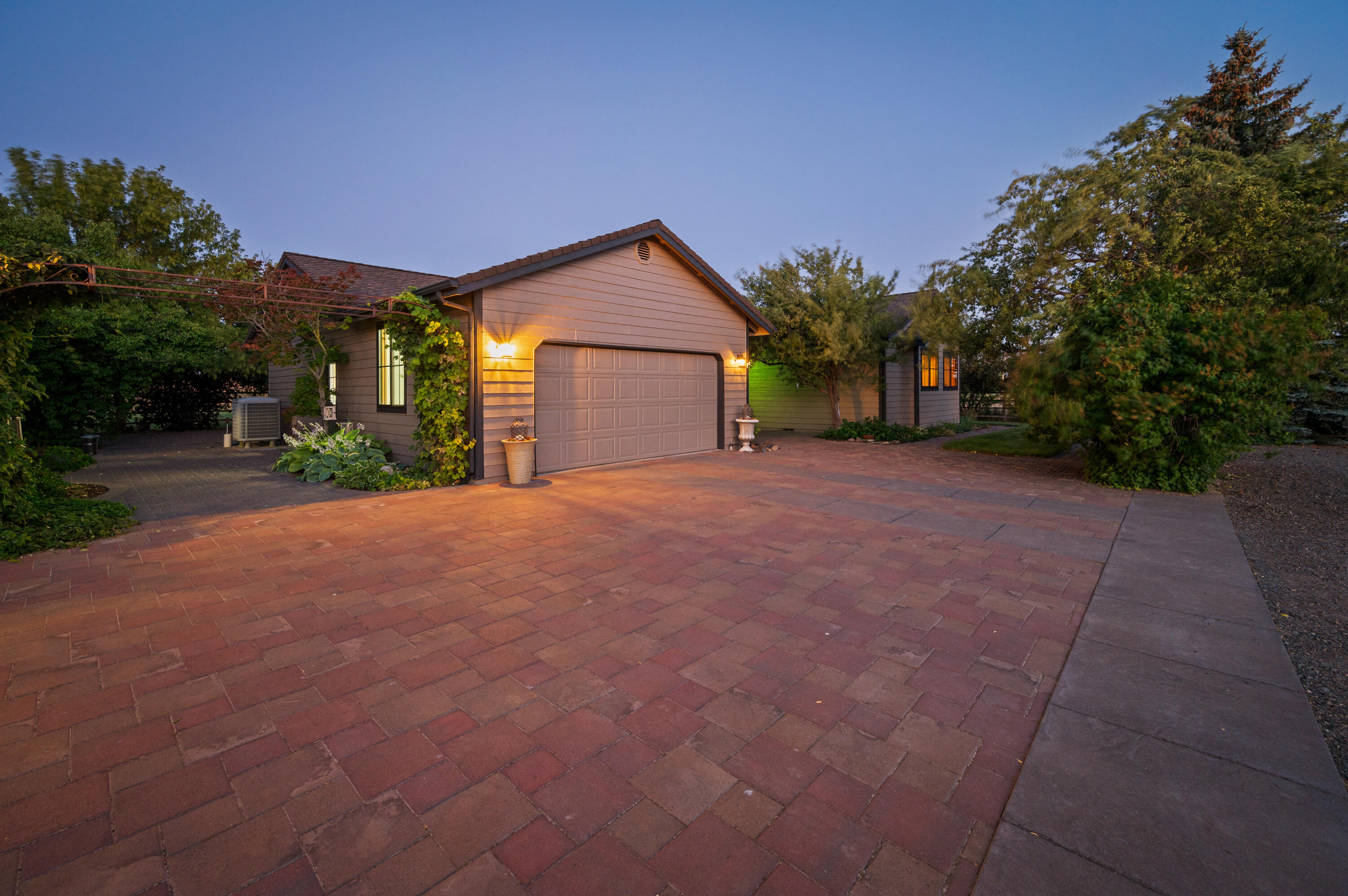 Harris Estate - Residential