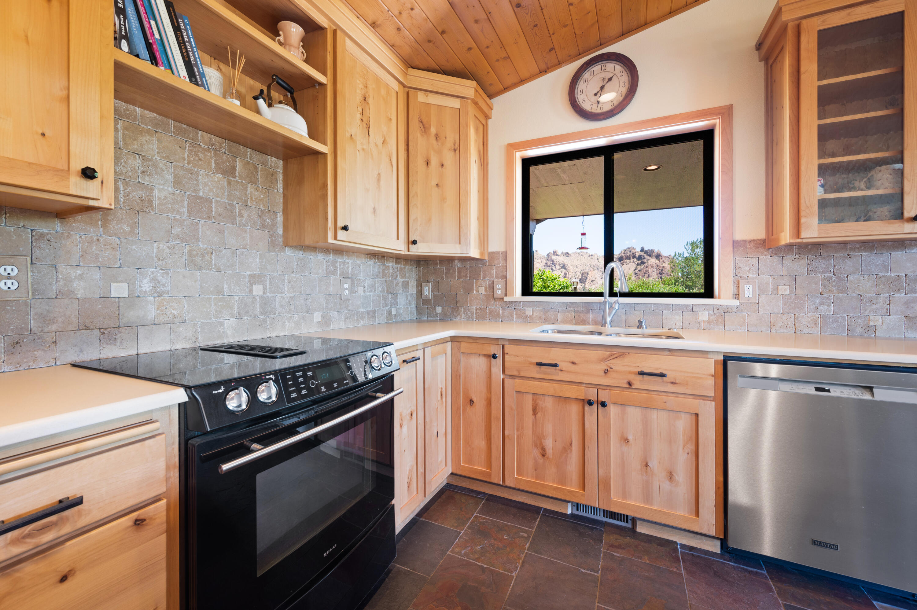 Harris Estate - Residential