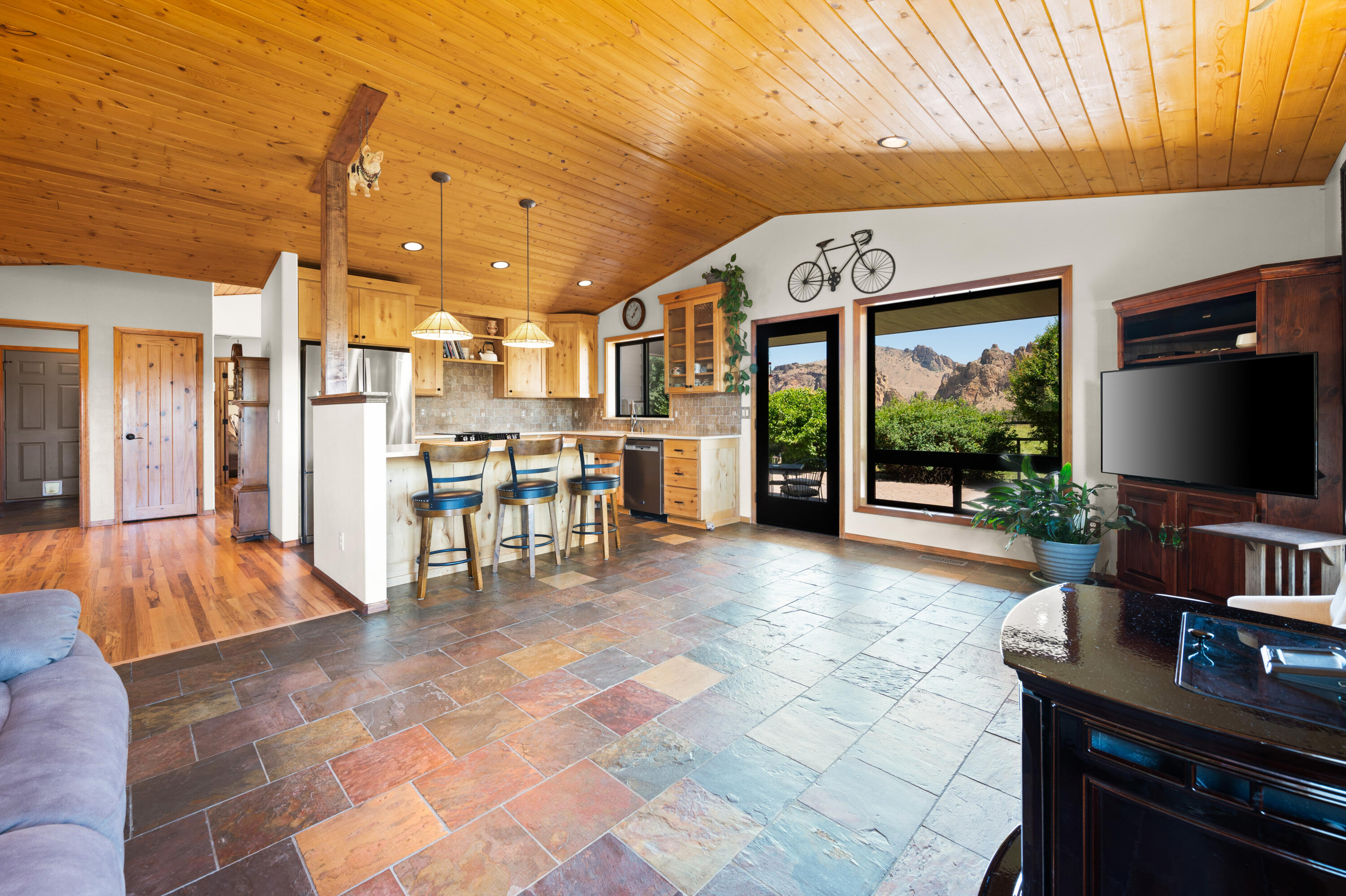 Harris Estate - Residential