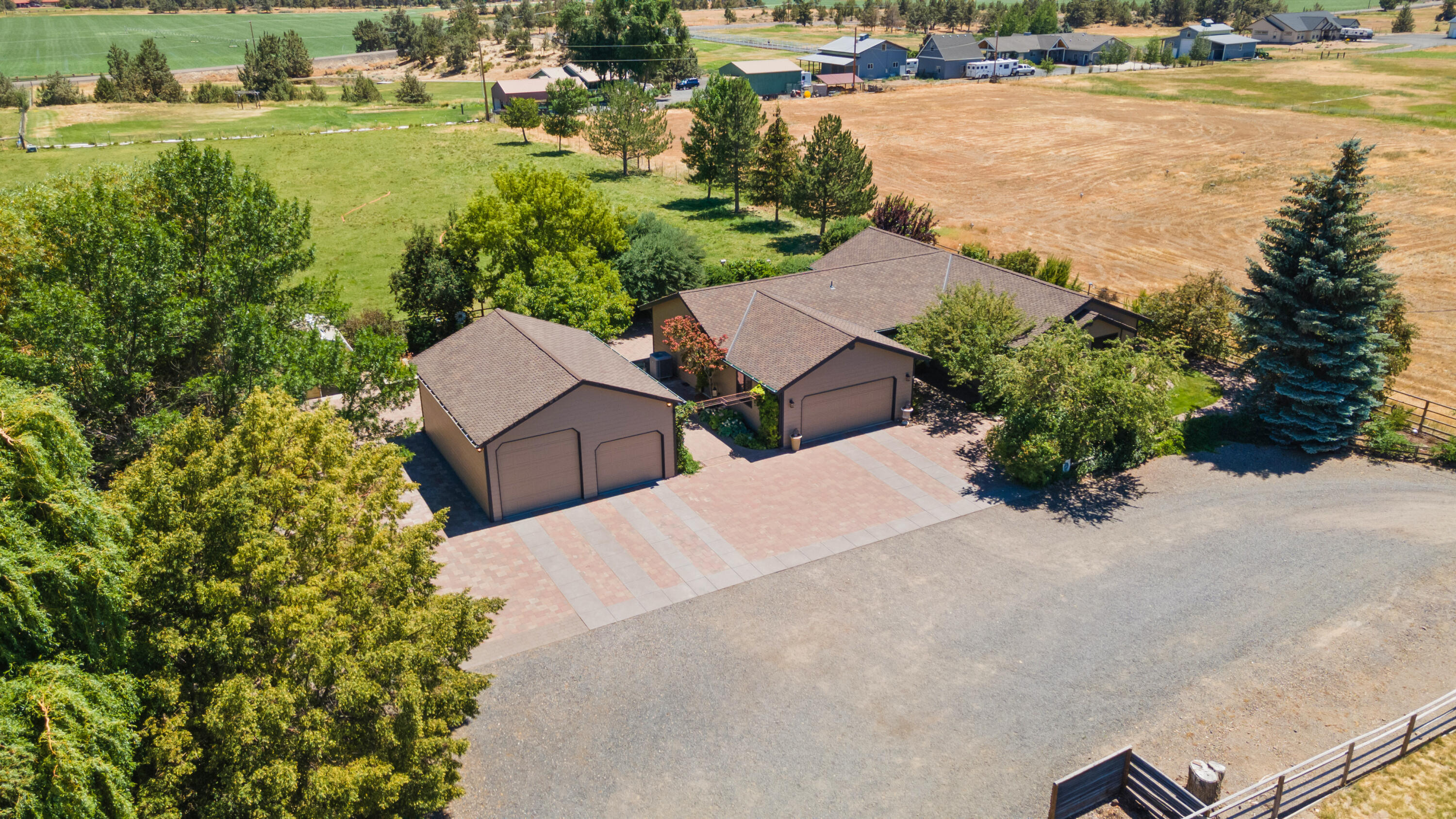 Harris Estate - Residential