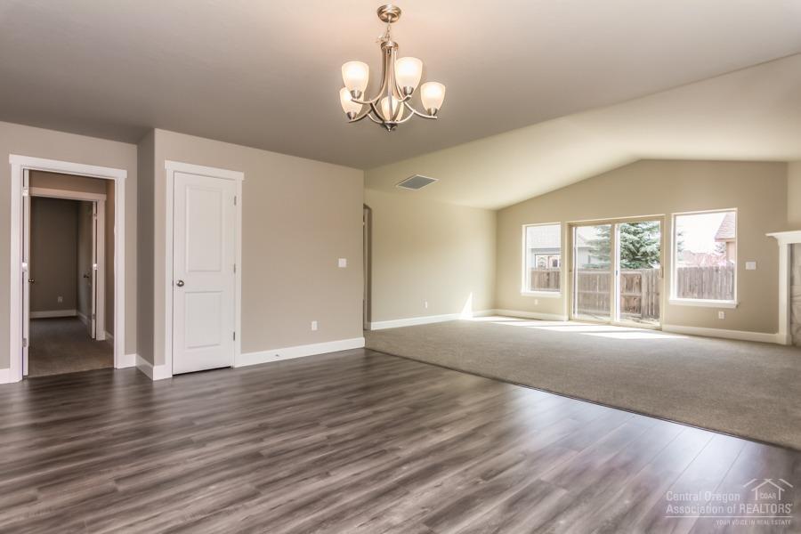 27 Elm - Residential