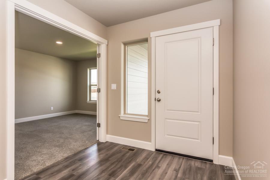 27 Elm - Residential