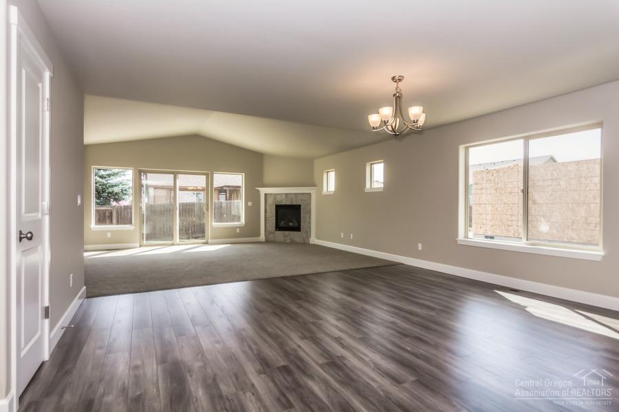 27 Elm - Residential