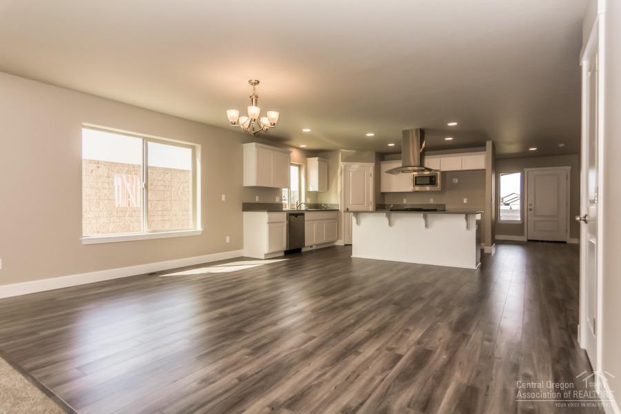 27 Elm - Residential