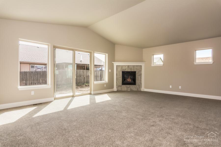 27 Elm - Residential