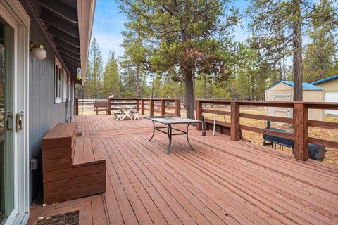 Tiny photo for 53001 Loop Drive, La Pine, OR 97739 (MLS # 220212420)