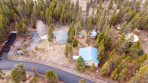 Tiny photo for 53001 Loop Drive, La Pine, OR 97739 (MLS # 220212420)