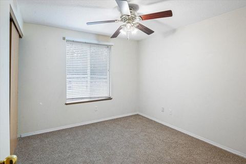 Tiny photo for 53001 Loop Drive, La Pine, OR 97739 (MLS # 220212420)