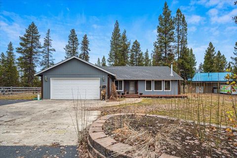 Tiny photo for 53001 Loop Drive, La Pine, OR 97739 (MLS # 220212420)