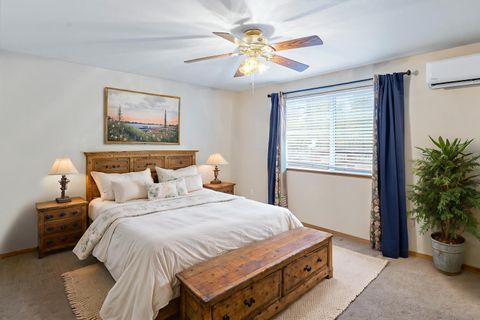 Tiny photo for 53001 Loop Drive, La Pine, OR 97739 (MLS # 220212420)