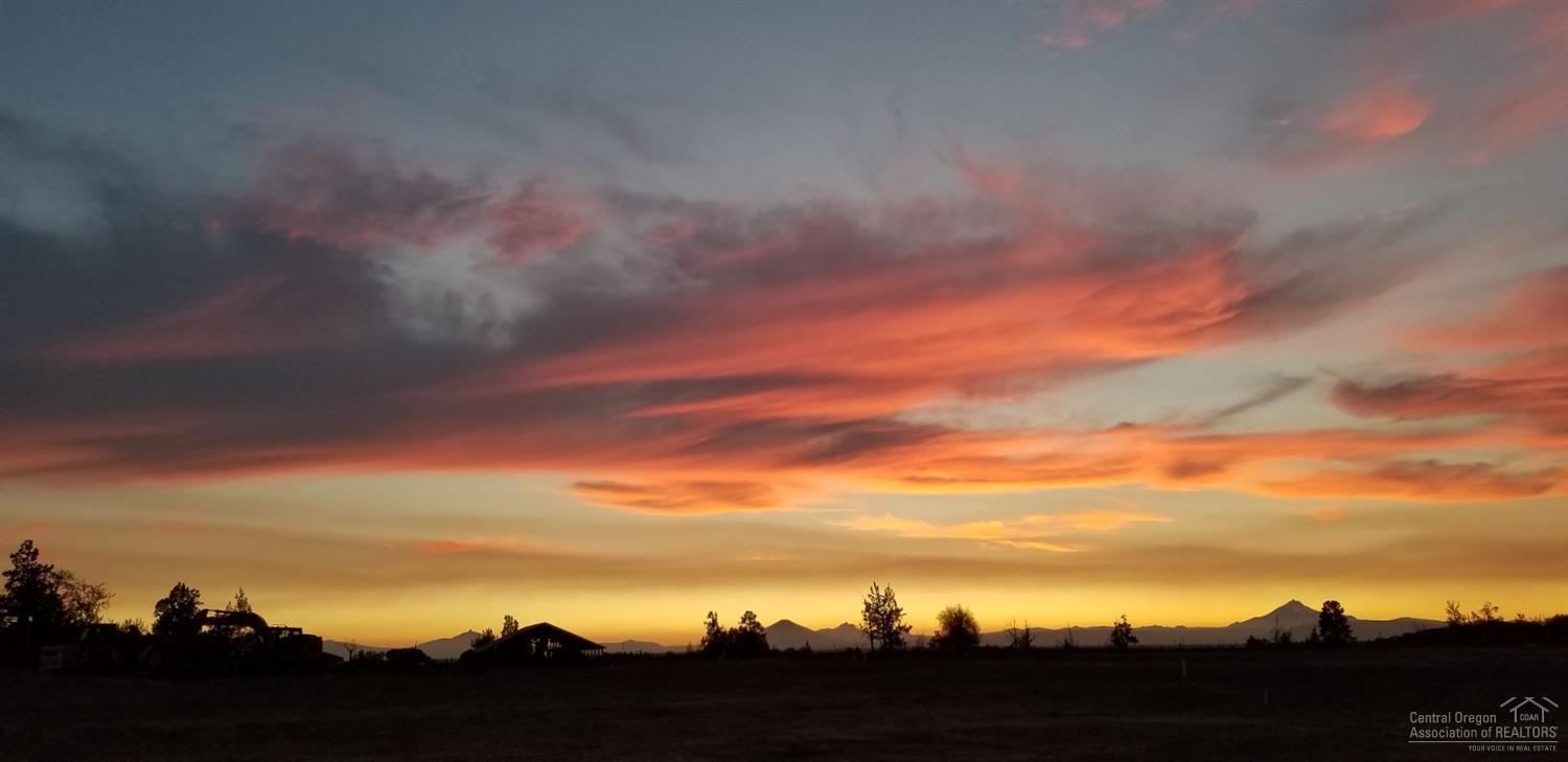 Maple Meadows - Residential