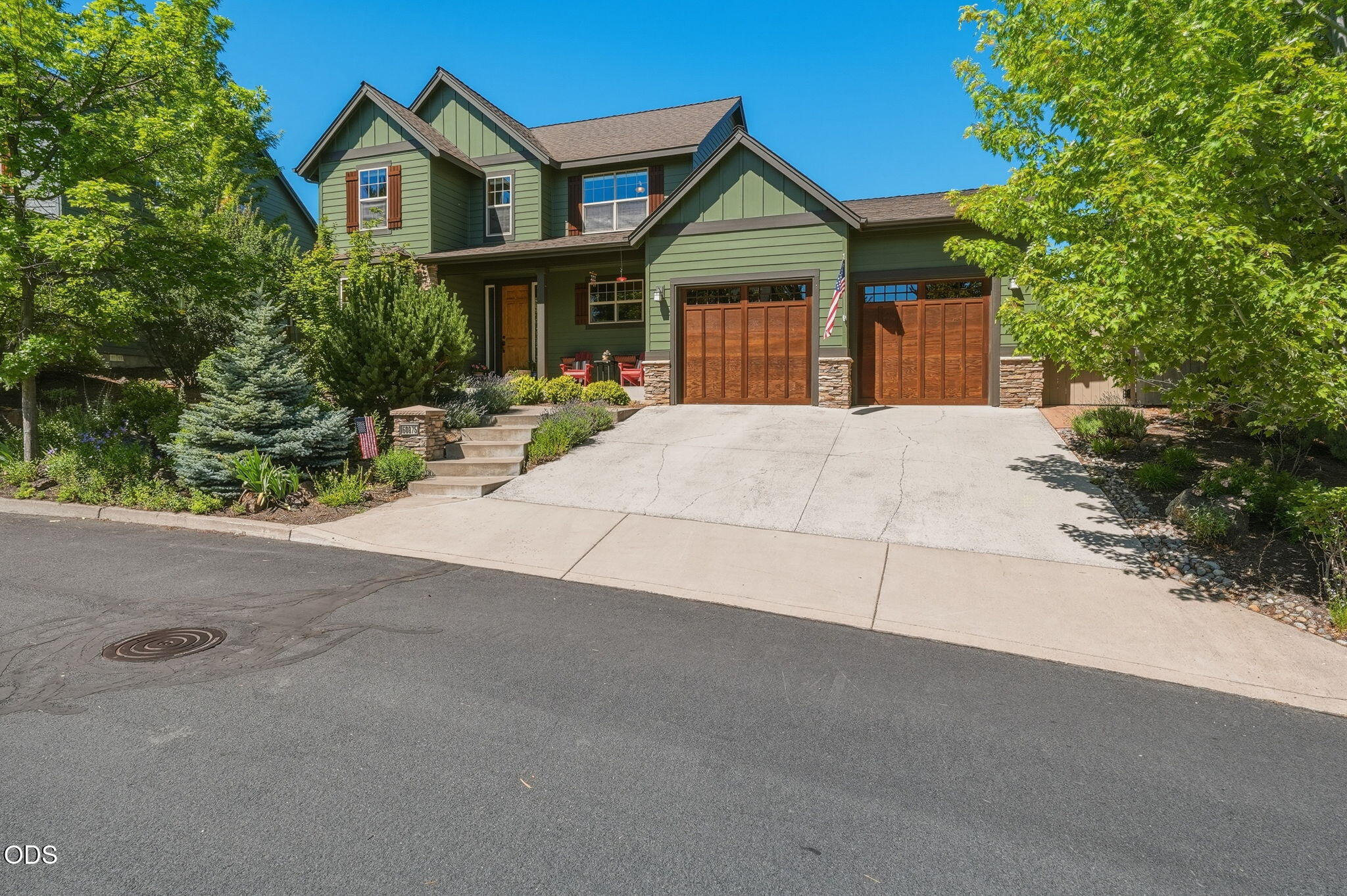 60875 Goldenwood Loop