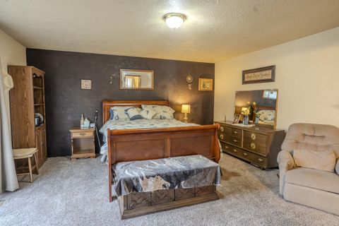 Tiny photo for 125 Meadow View Drive, Phoenix, OR 97535 (MLS # 220212824)