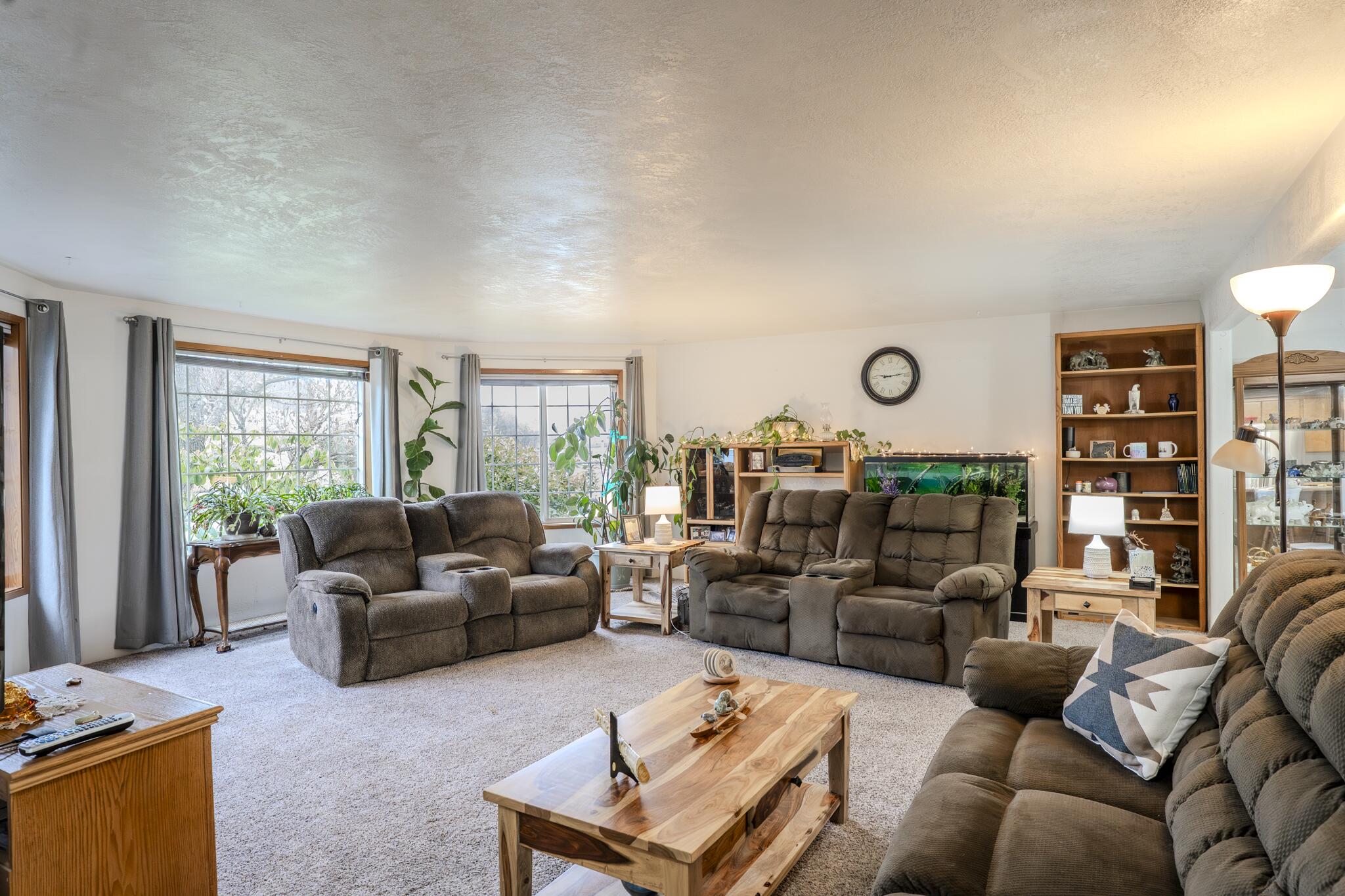 Meadow View Estates Unit No 1 - Residential