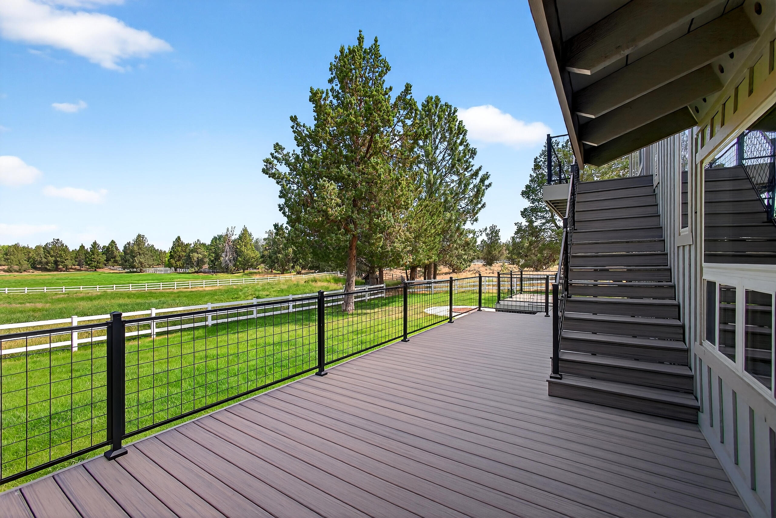 Howells Hilltop - Residential