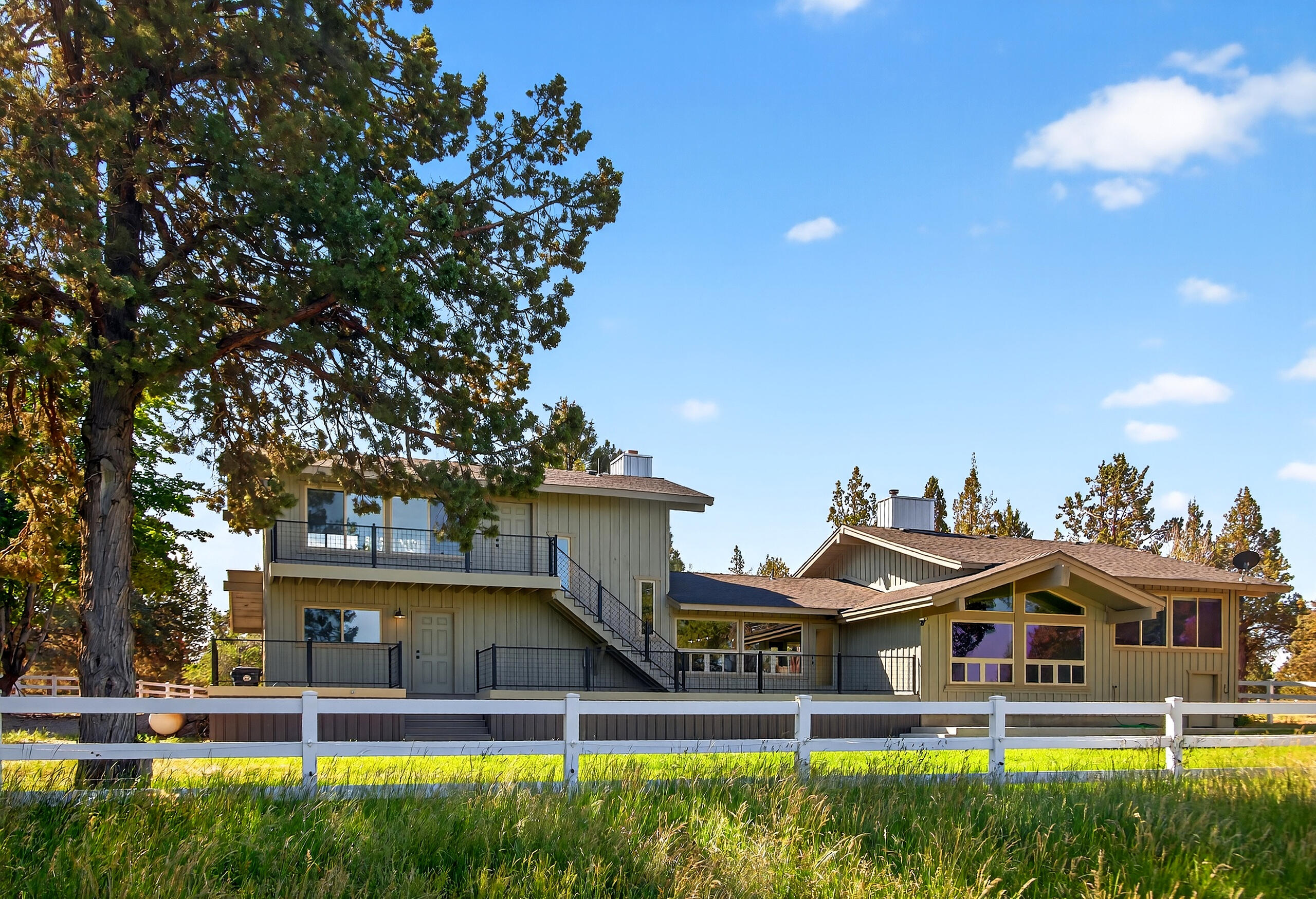 Howells Hilltop - Residential